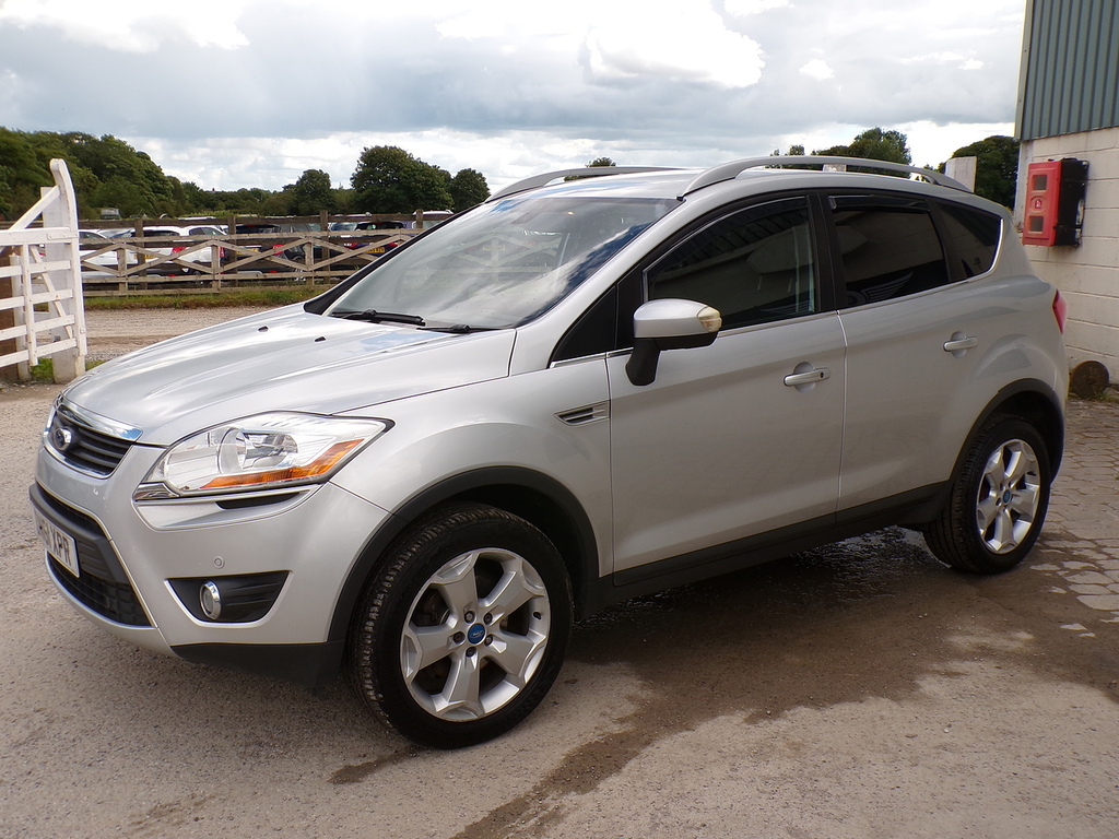 Ford Kuga 2L Titanium White #6