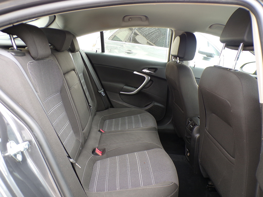 Vauxhall Insignia Exclusiv Nav Cdti Ecoflex 5-Door Grey #17