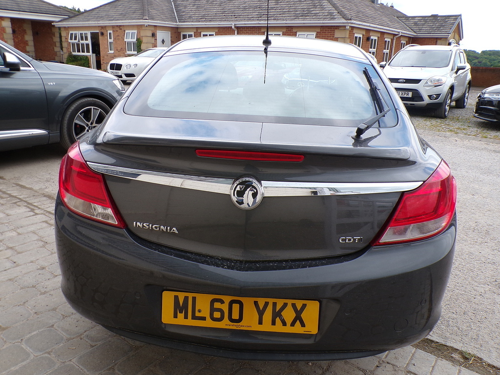 Vauxhall Insignia Exclusiv Nav Cdti Ecoflex 5-Door Grey #7