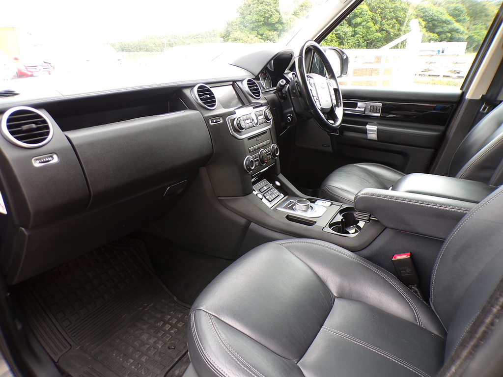 Land Rover Discovery 4 Sd V6 Landmark Suv Black #17