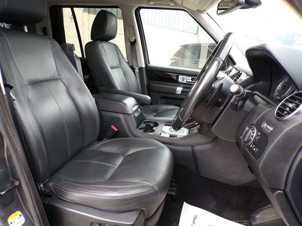 Land Rover Discovery 4 Sd V6 Landmark Suv Black #14
