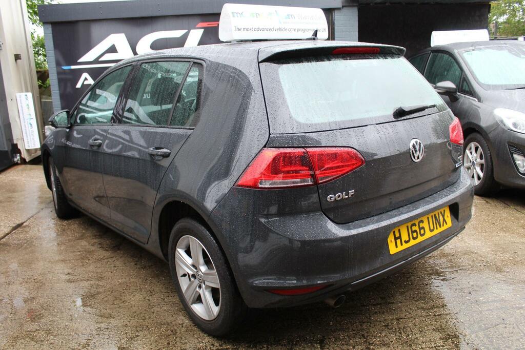 Volkswagen Golf 1.6 Tdi Bluemotion Tech Match Edition Hatchback HJ66UNX Grey #4