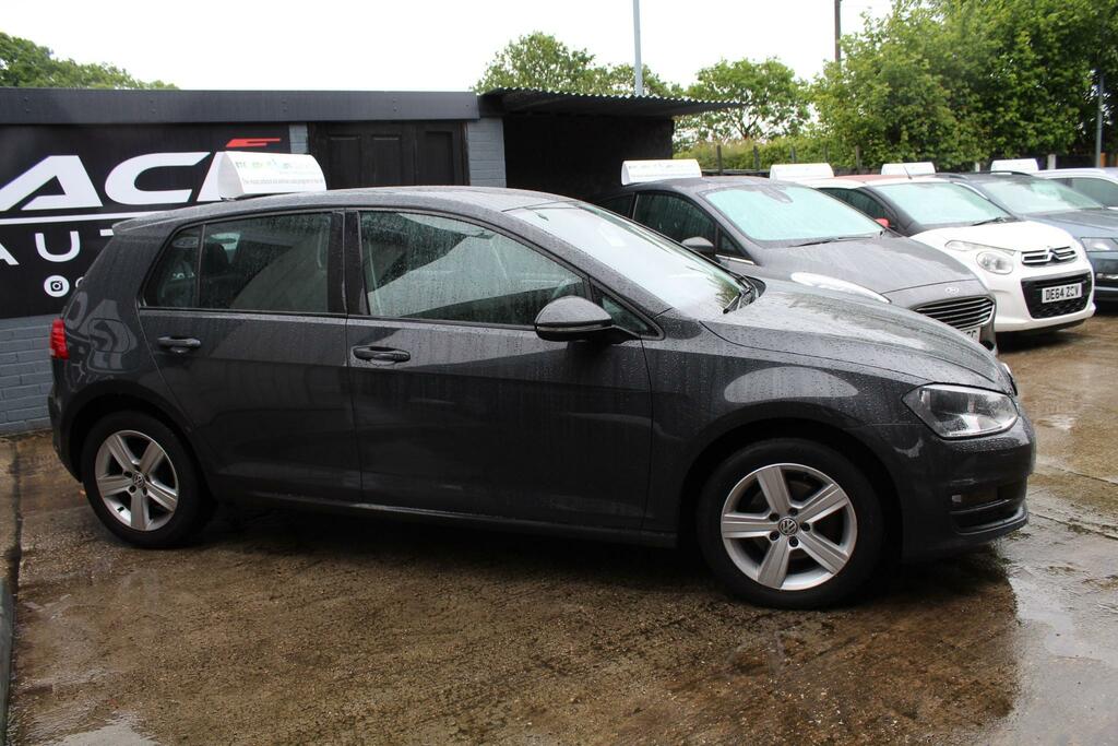 Volkswagen Golf 1.6 Tdi Bluemotion Tech Match Edition Hatchback HJ66UNX Grey #2