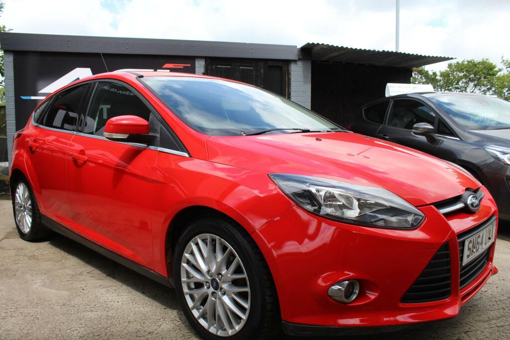 Ford Focus 1.6 Tdci Zetec Hatchback SN64UWA Red