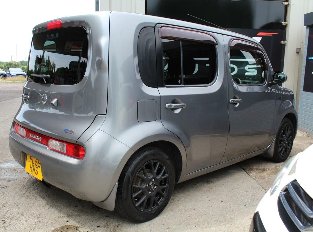 Nissan Cube Hatchback Grey #3
