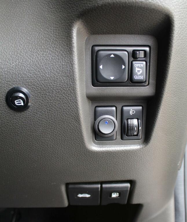 Nissan Cube Mpv Direct Import 200909 Grey #14