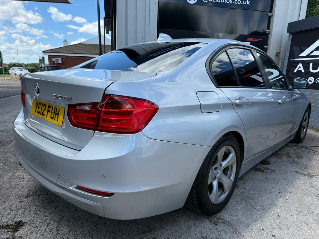 BMW 3 Series 2.0 318D M Sport 141 Bhp Black #4