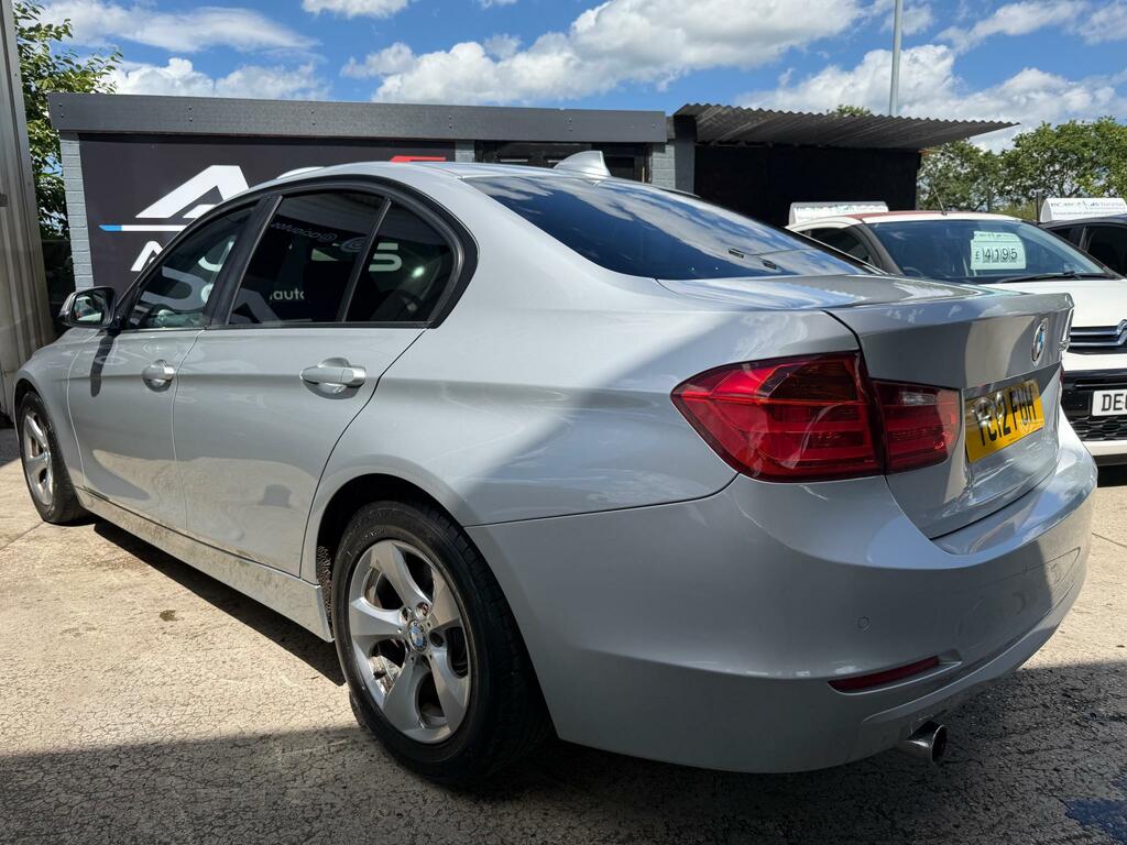 BMW 3 Series 2.0 318D M Sport 141 Bhp Black #3