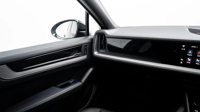 Porsche Cayenne Tiptronic S Black #22