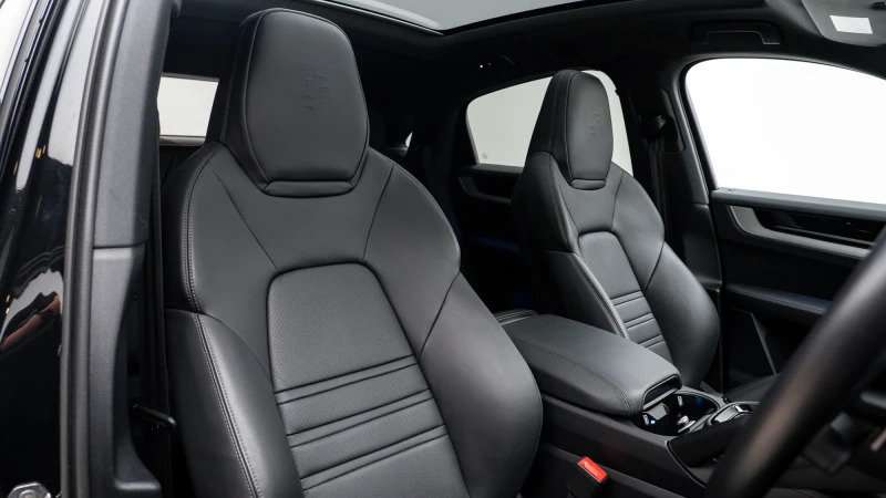 Porsche Cayenne Tiptronic S Black #6