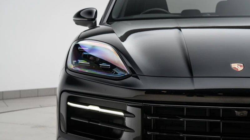 Porsche Cayenne Tiptronic S Black #36