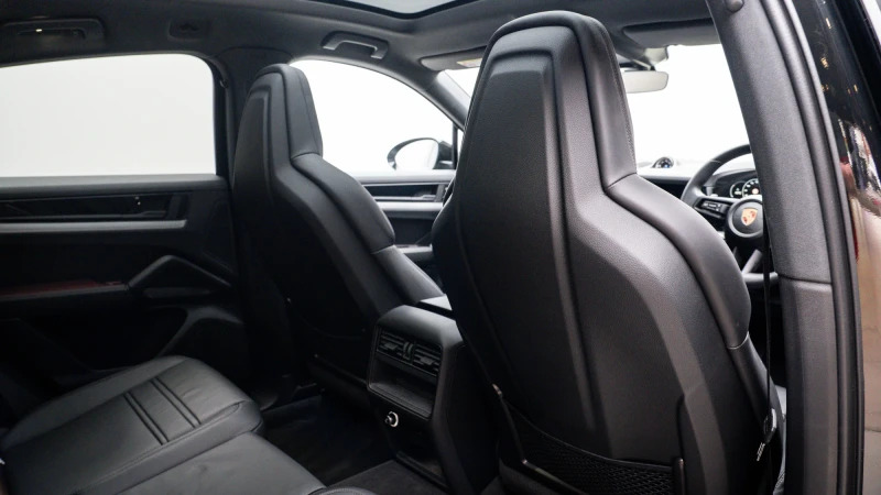 Porsche Cayenne Tiptronic S Black #10