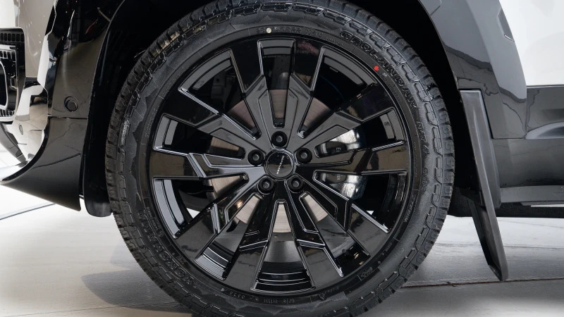 Land Rover Defender 110 D250 110 X-dynamic Se Black #32