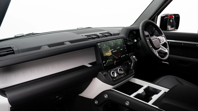 Land Rover Defender 110 D250 110 X-dynamic Se Black #24