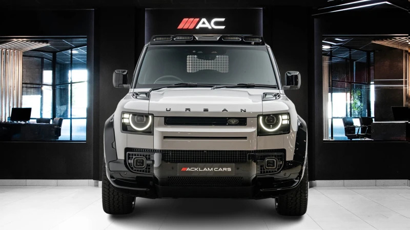 Land Rover Defender 110 D250 110 X-dynamic Se Black #2