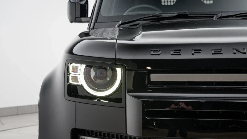Land Rover Defender 90 D250 90 X-dynamic Se Black #27