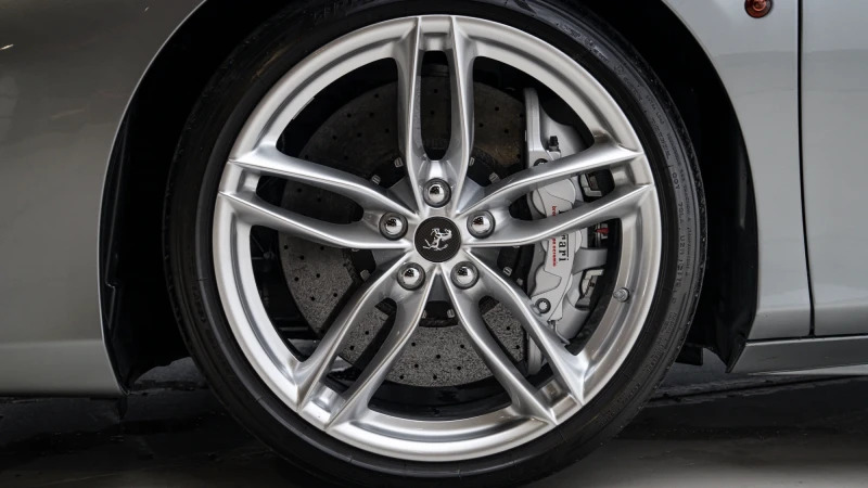 Ferrari 488 Spider F1 Dct Grey #44