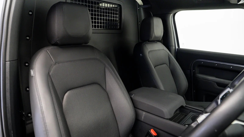 Land Rover Defender 90 3.0 D250 X-dynamic Se  #6