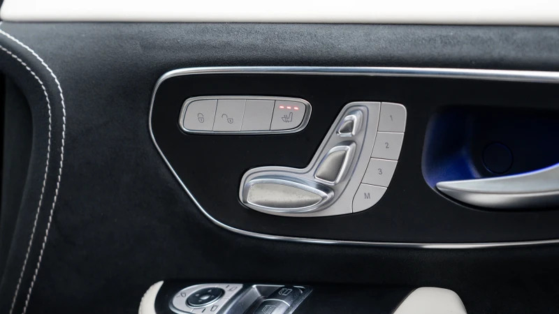 Mercedes-Benz V Class Premium Amg Line Silver #49