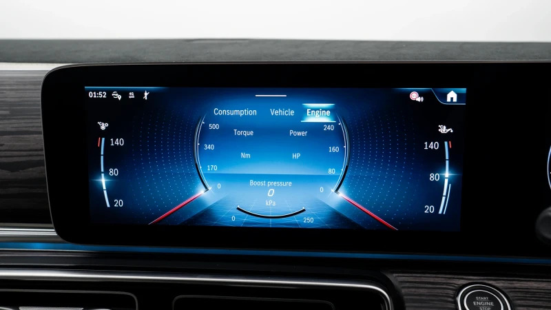 Mercedes-Benz V Class Premium Amg Line Silver #65