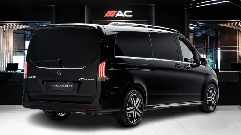 Mercedes-Benz V Class Premium Amg Line Silver #4