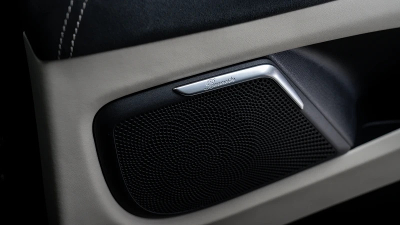 Mercedes-Benz V Class Premium Amg Line Silver #71