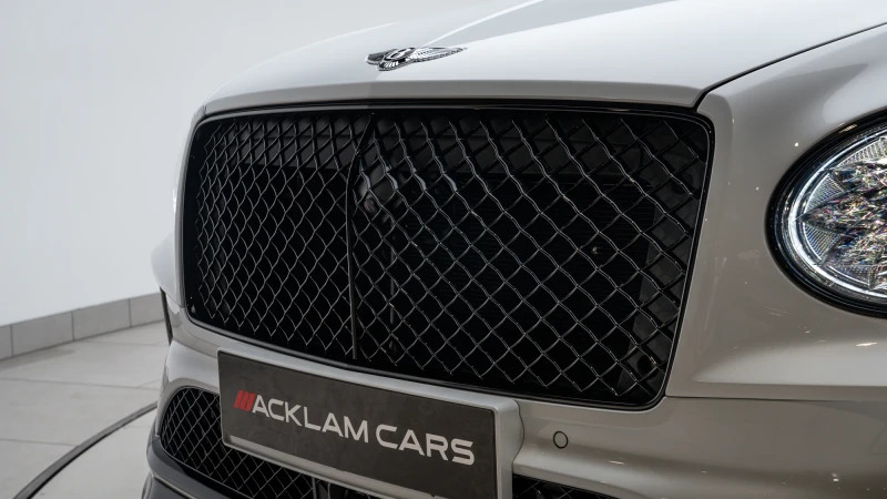 Bentley Bentayga 4.0 V8 Touring Spec Ewb Black #54