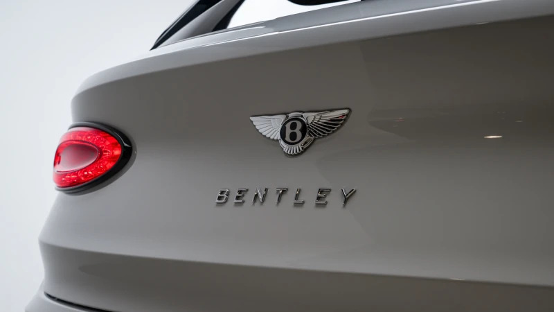 Bentley Bentayga 4.0 V8 Touring Spec Ewb Black #61