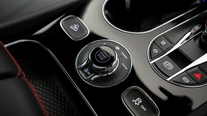 Bentley Bentayga 4.0 V8 Touring Spec Ewb Black #42