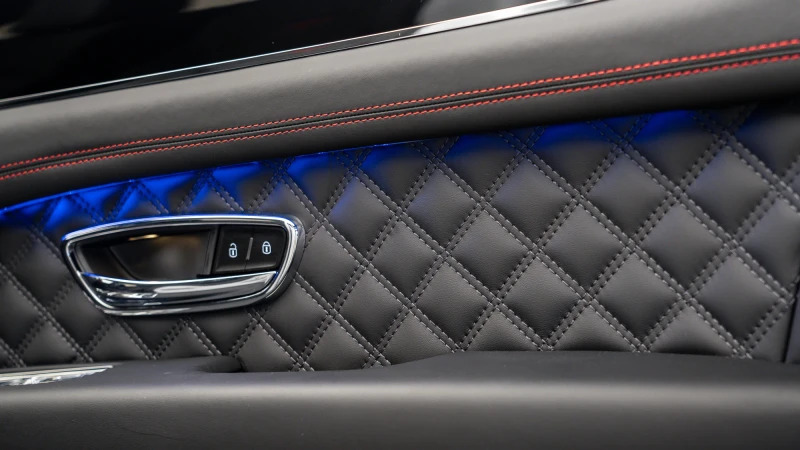 Bentley Bentayga 4.0 V8 Touring Spec Ewb Black #27