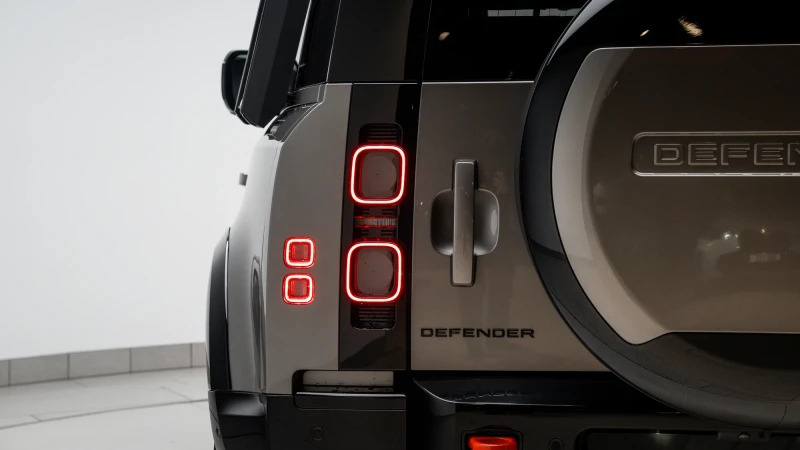 Land Rover Defender 90 Defender X-dynamic Se D Mhev Black #47