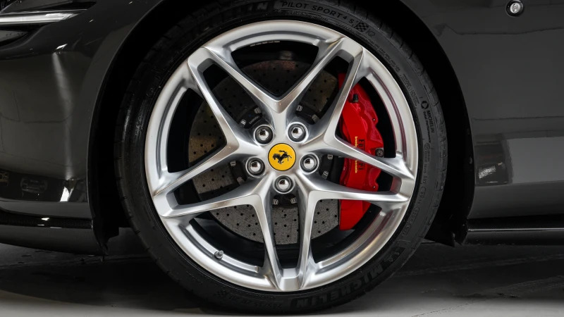 Ferrari Roma T V8 Red #9