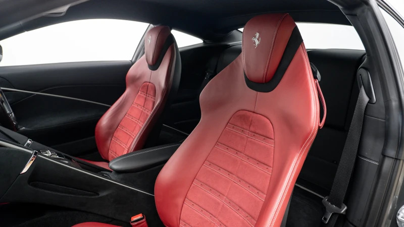 Ferrari Roma T V8 Red #47