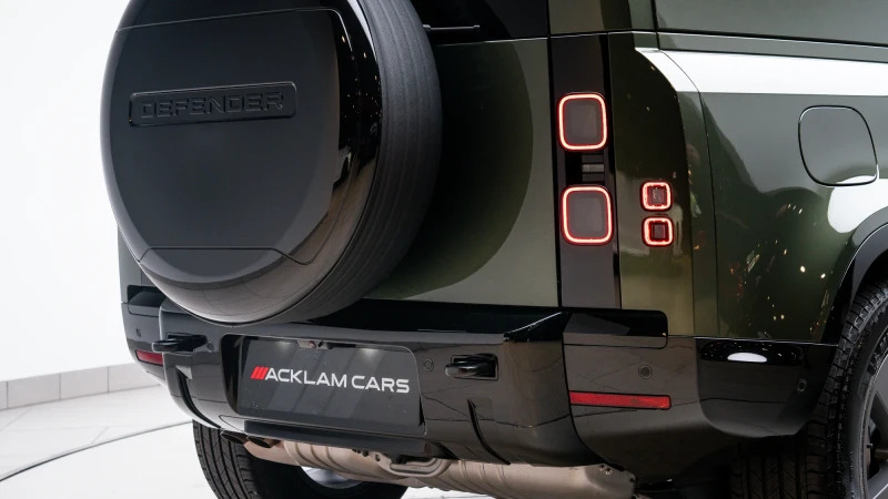 Land Rover Defender 90 3.0 D250 X-dynamic Hse 90 Grey #42