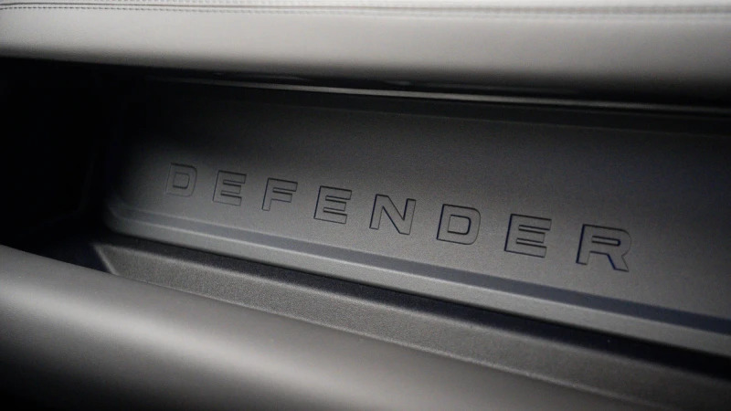 Land Rover Defender 90 3.0 D250 X-dynamic Hse 90 Grey #17