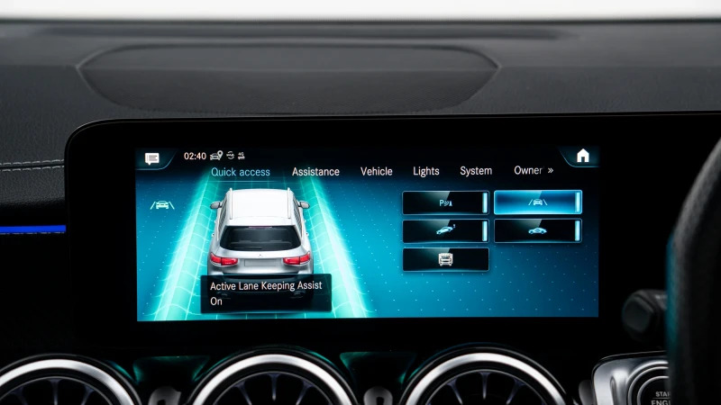 Mercedes-Benz GLB Class Glb 200 Amg Line Executive 7G-tronic Blue #19