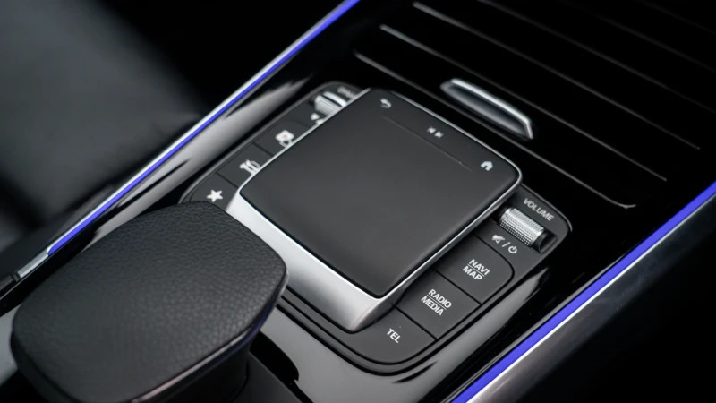Mercedes-Benz GLB Class Glb 200 Amg Line Executive 7G-tronic Blue #35