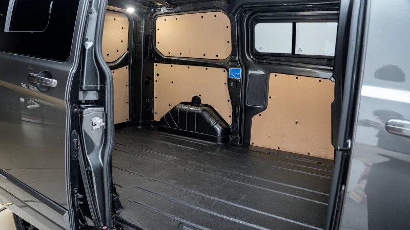 Ford Transit Custom 2.0 300 Limited Pv Ecoblue 129 Bhp Black #41