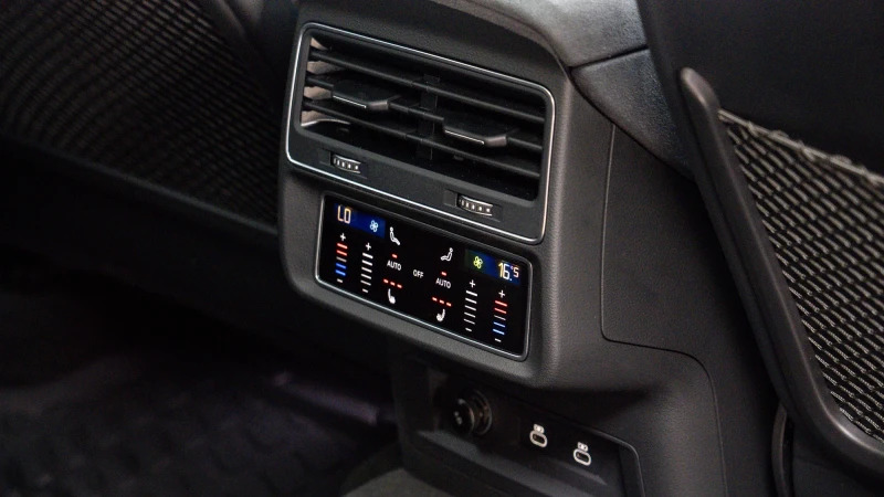 Audi RSQ8 Suv Performance 640 Ps Tiptronic Black #10