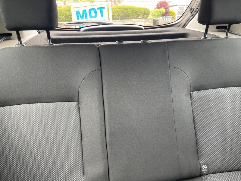 Dacia Sandero 1.5 Dci Laureate Euro Blue #18