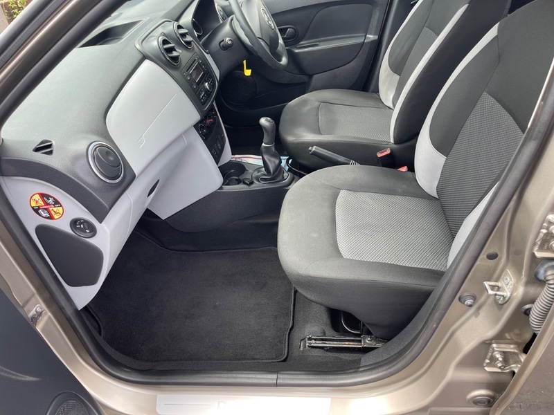 Dacia Sandero 1.5 Dci Laureate Euro Blue #10