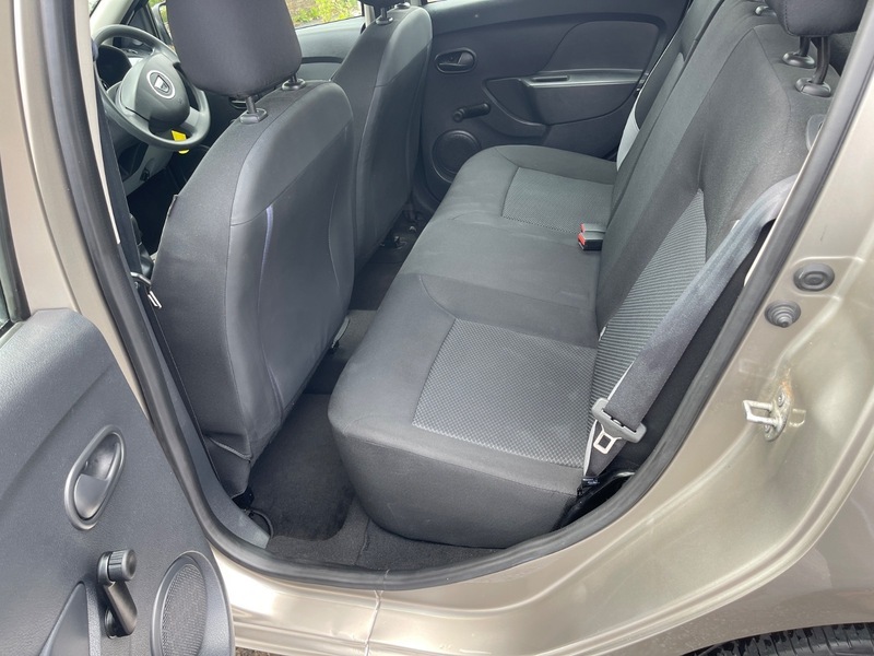Dacia Sandero 1.5 Dci Laureate Euro Blue #11