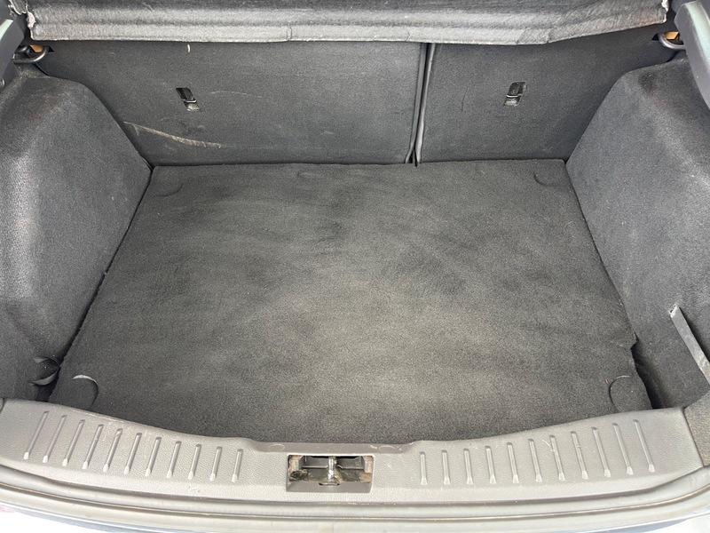 Ford Focus Zetec 5-Door Grey #12