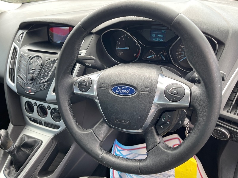 Ford Focus Zetec 5-Door Grey #17