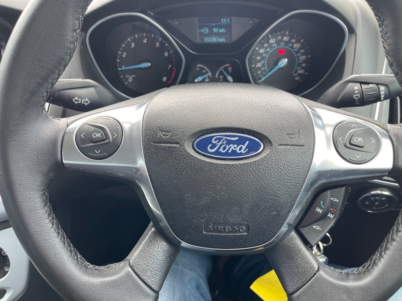 Ford Focus Zetec 5-Door Grey #21