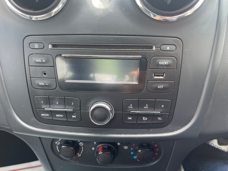 Dacia Sandero 1.2 16V 75 Ambiance Silver #23
