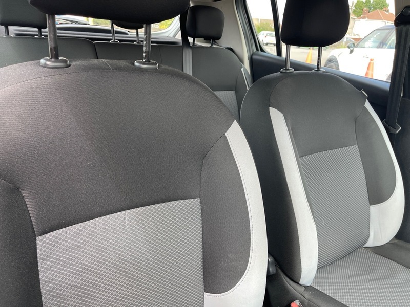 Dacia Sandero 1.2 16V 75 Ambiance Silver #17