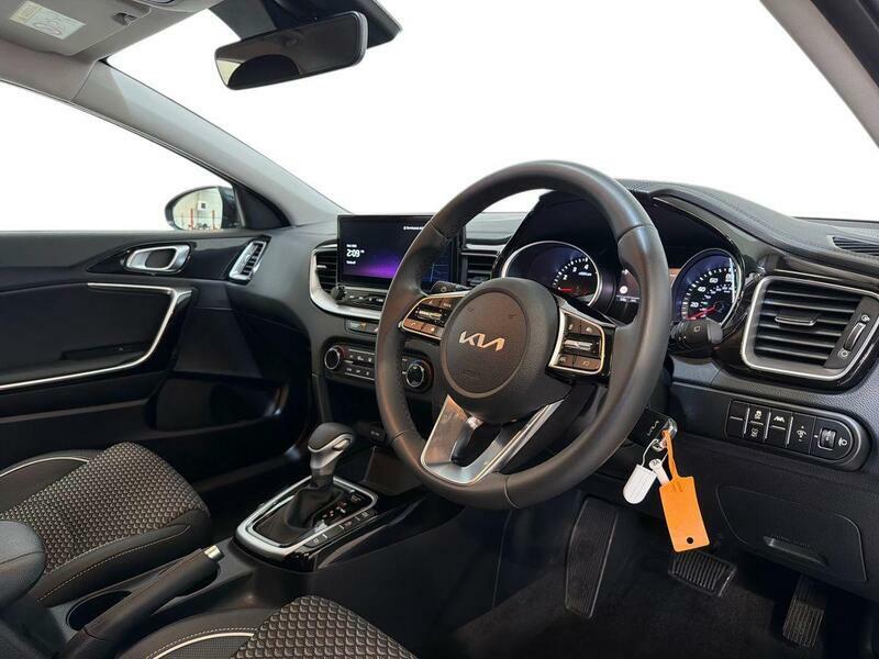 Kia Xceed 1.0 T-gdi Mhev Pure Dct Euro 6 Ss DL75SKZ Silver #3