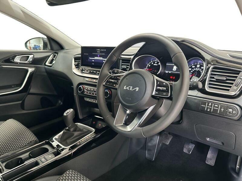 Kia Xceed 1.5 T-gdi 3 Euro 6 Ss DG75WXH Silver #3