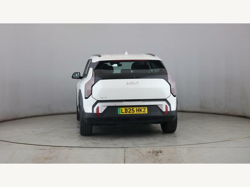 Kia EV3 81.4Kwh Air White #4
